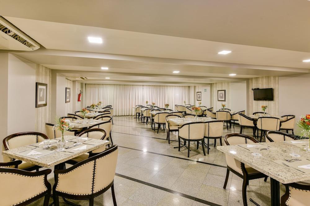 Hotel Plaza Augustus